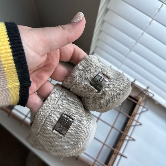 TOMS Alpargatas Sand - Picture 2 of 7